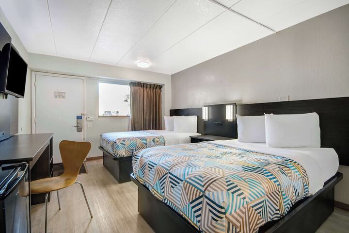 Room 20 of 36