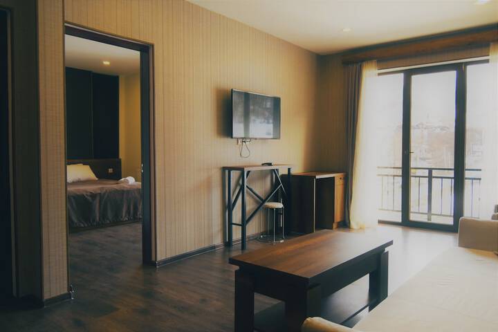 Room 10 of 52