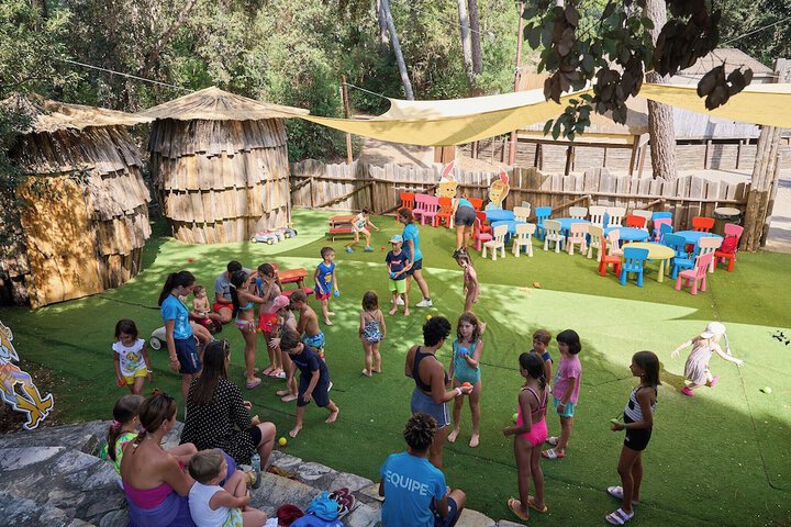 Childrens Activities 105 of 159