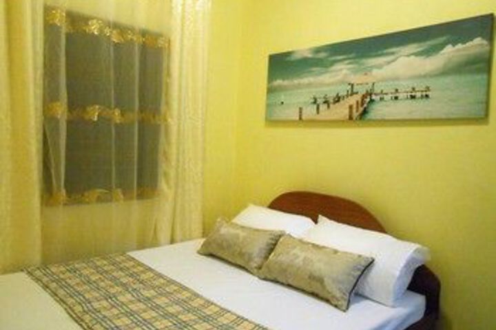 Room 6 of 21