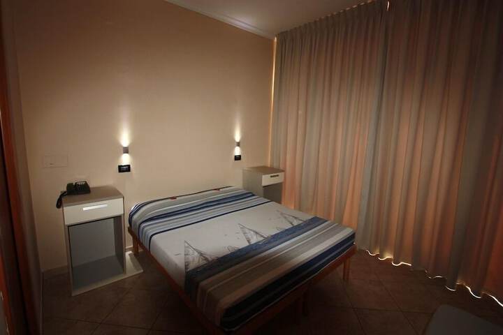 Room 29 of 39