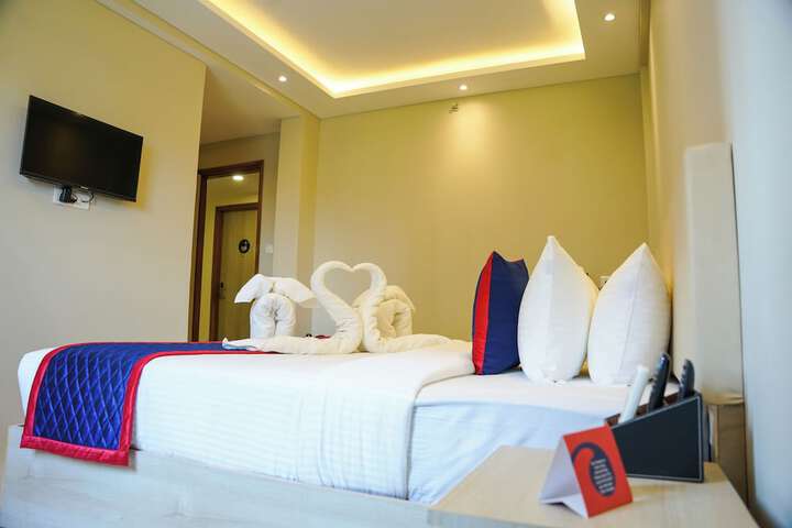 Room 5 of 5