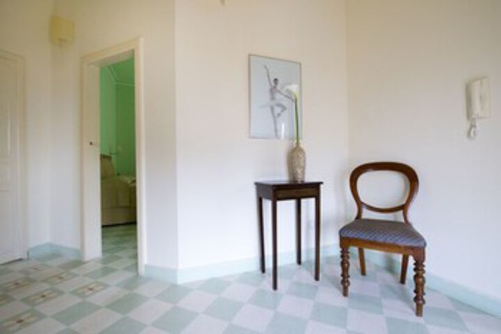 Room 38 of 61