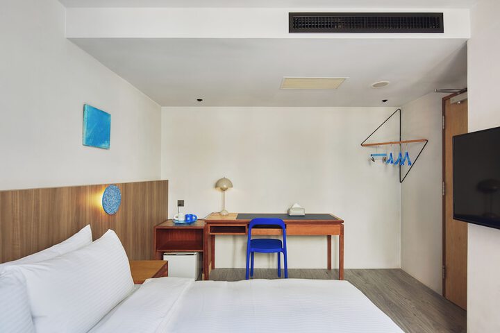 Room 43 of 95