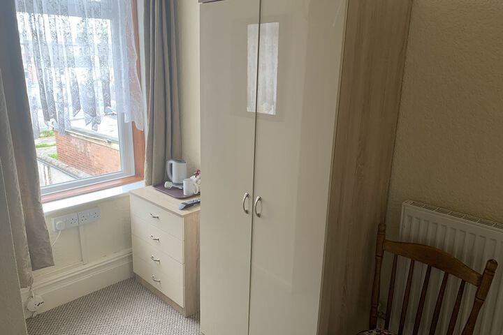 Room 37 of 51