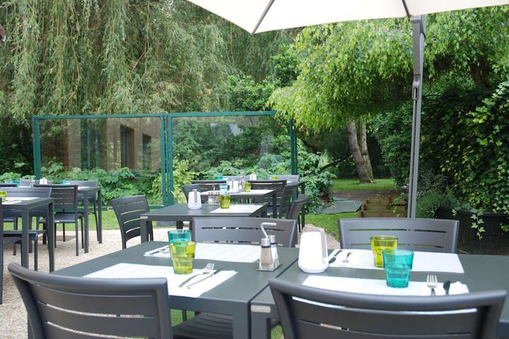 Terrace/Patio 25 of 29