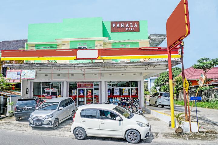 OYO 92293 Pahala Syariah Residence