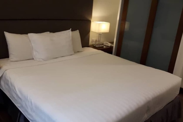 Room 20 of 39