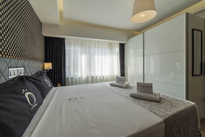 Room 129 of 645
