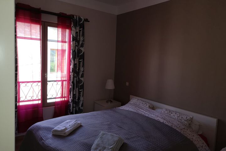 Room 6 of 36