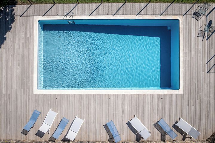 Pool 28 of 45