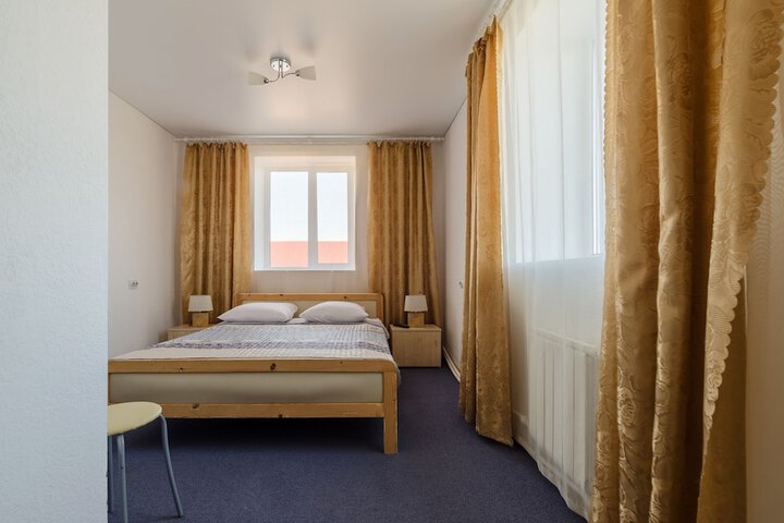 Room 19 of 33