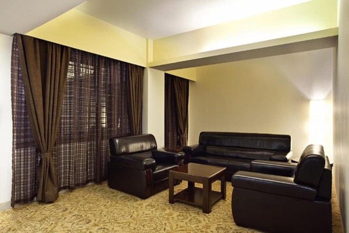 Room 22 of 46