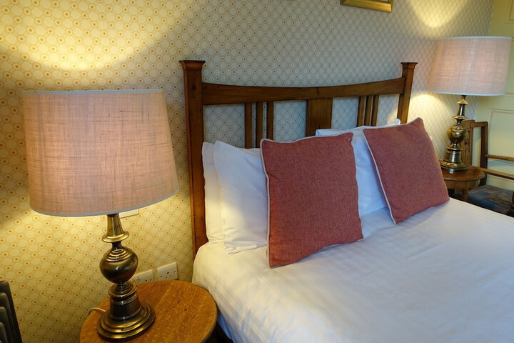 Room 28 of 119