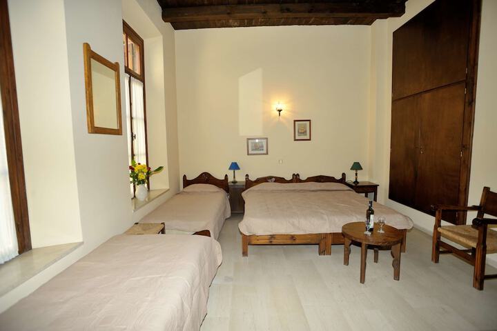 Room 16 of 130