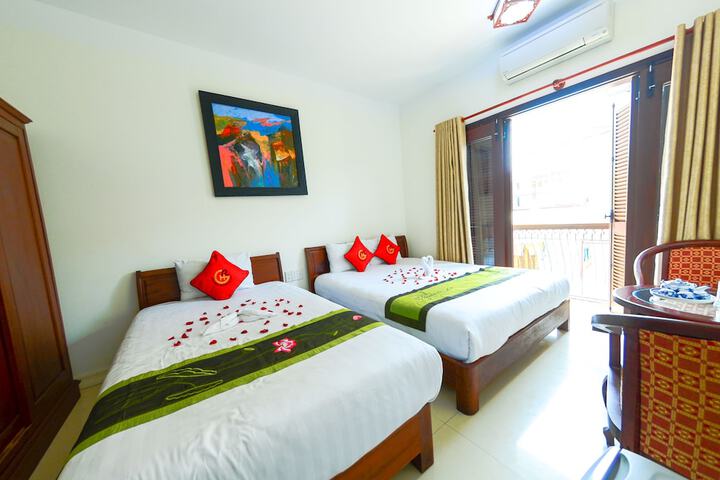 Room 5 of 52