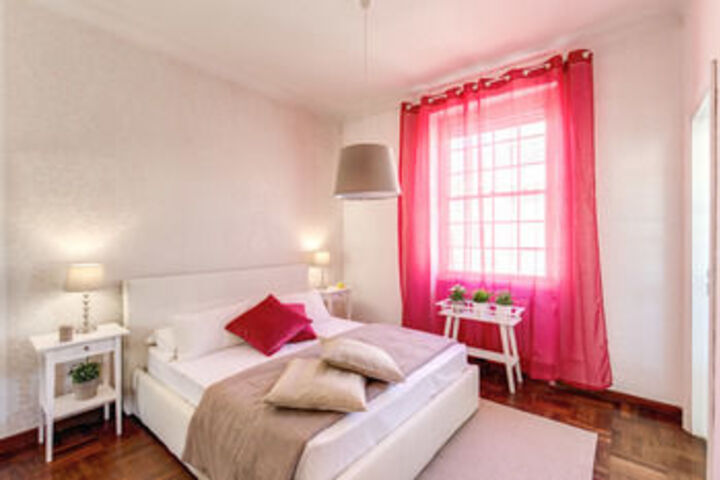 Room 7 of 22