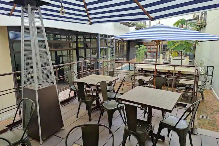 Terrace/Patio 6 of 7