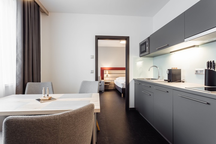 Room 30 of 104