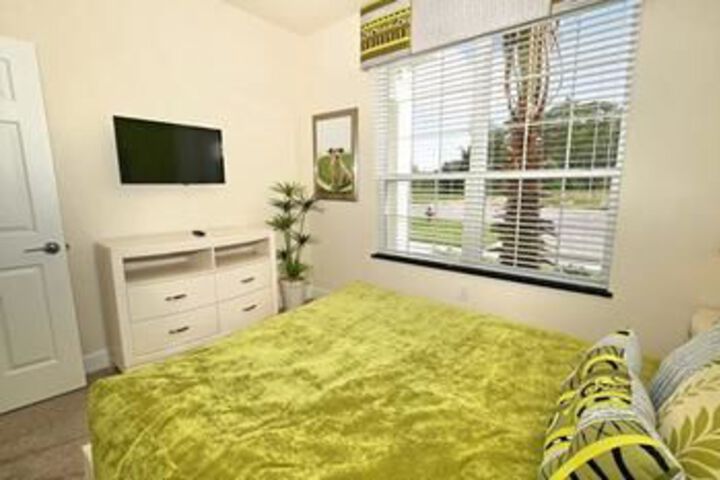 Room 151 of 279