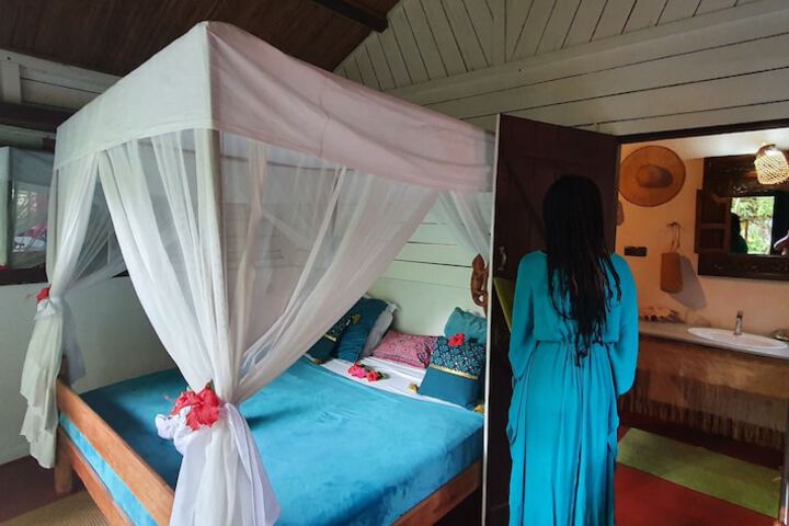 Room 58 of 208