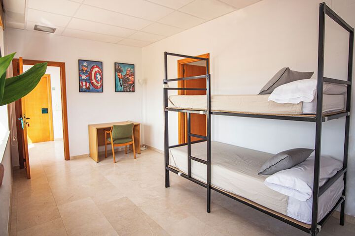 Room 16 of 56