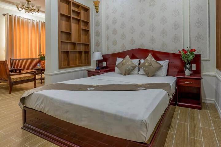 Room 15 of 60