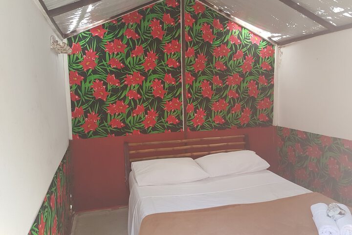 Room 8 of 31