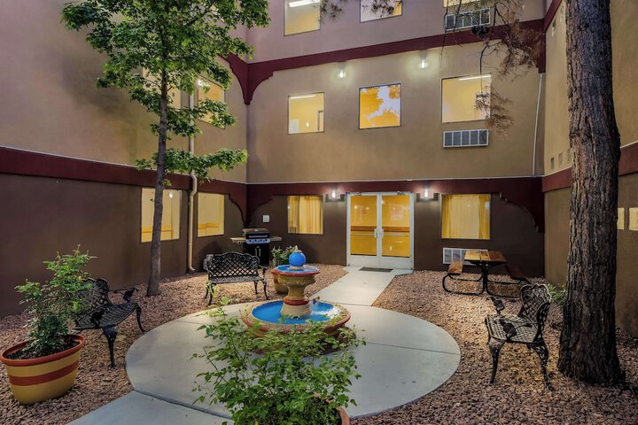 Property Grounds 30 of 34