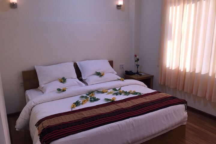 Room 6 of 78