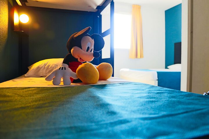 Room 4 of 41
