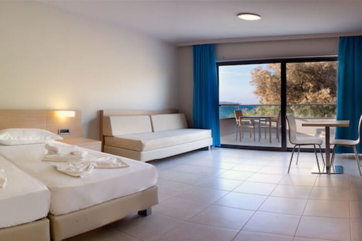Room 4 of 41