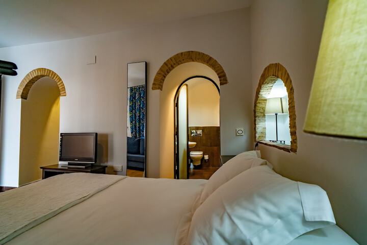 Room 19 of 51