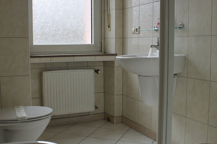 Room 20 of 36