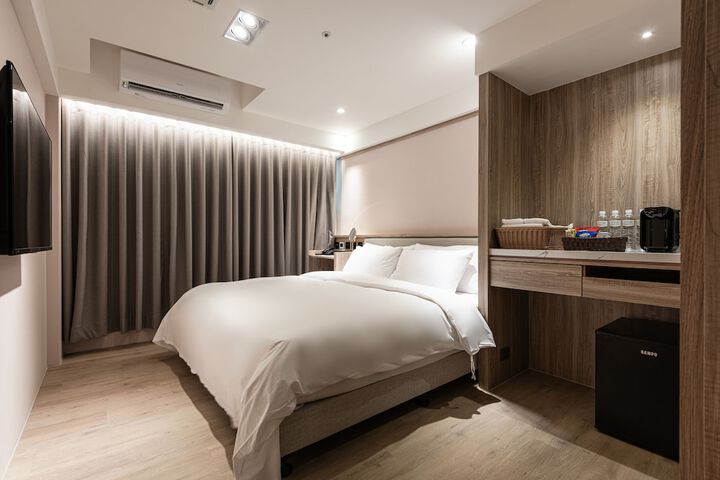 Room 56 of 145
