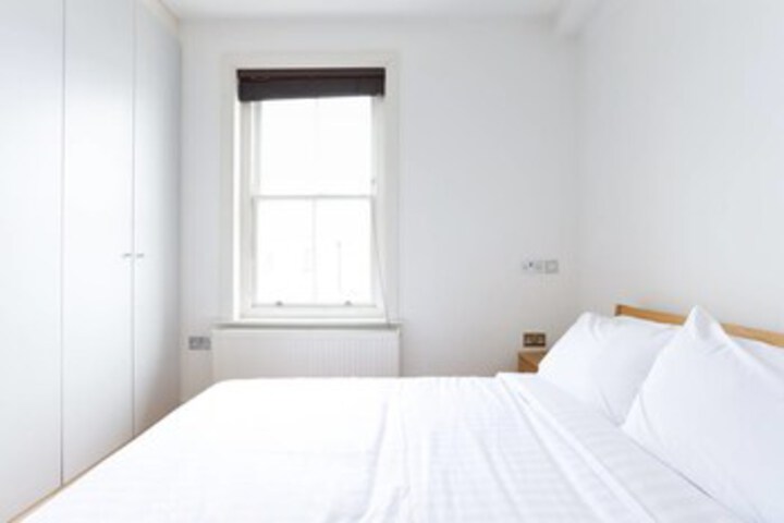 Room 16 of 35