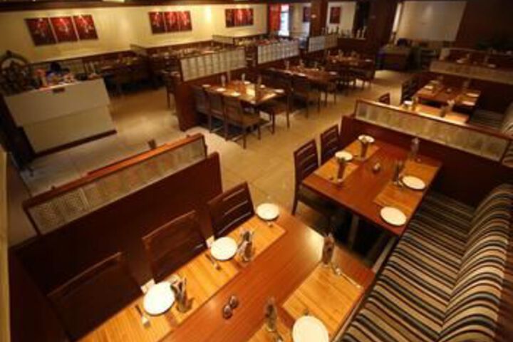 Dining 11 of 39