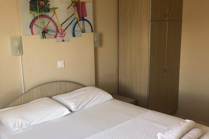 Room 10 of 139