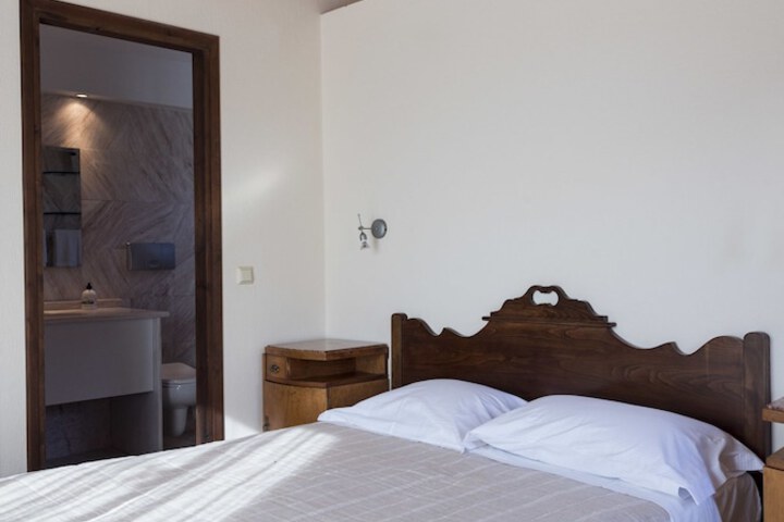 Room 7 of 154