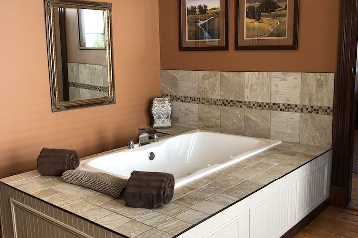 Hot Tub 20 of 85