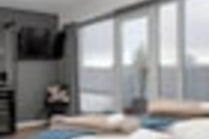 Room 65 of 219
