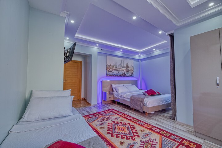 Room 5 of 29