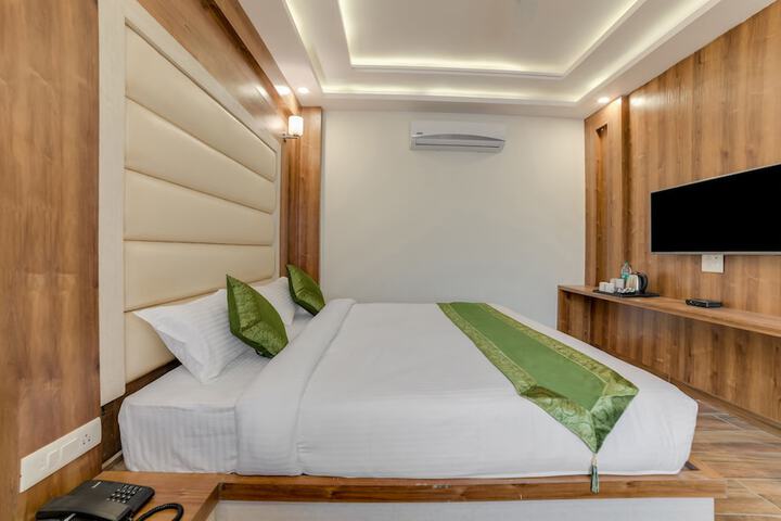 Room 22 of 40