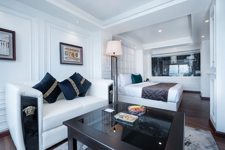 Room 40 of 67