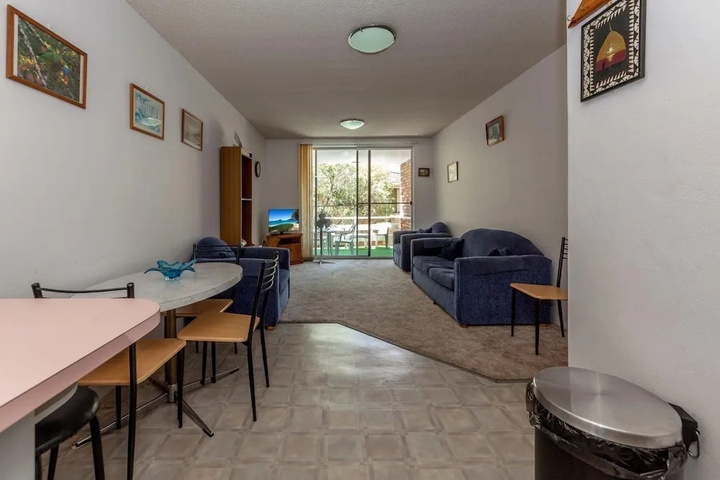 Room 3 of 13