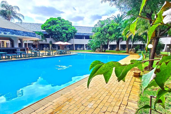 Pool 95 of 136
