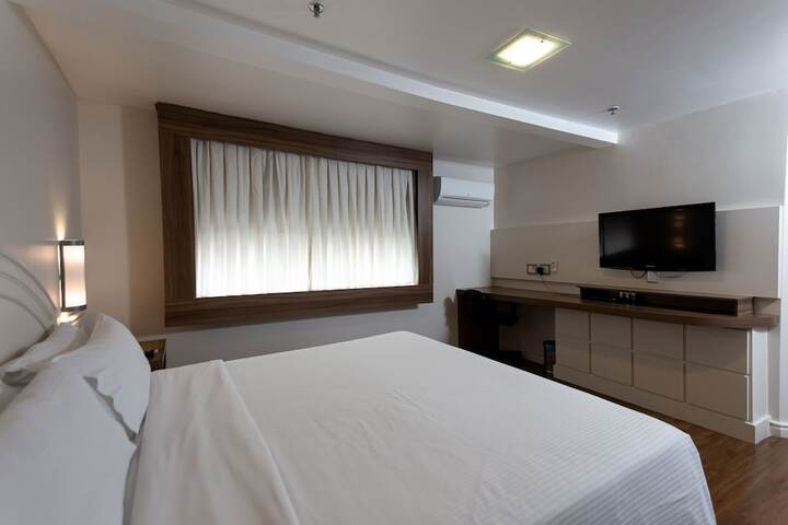 Room 25 of 92