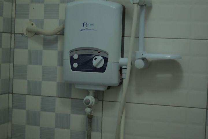 Room 14 of 20