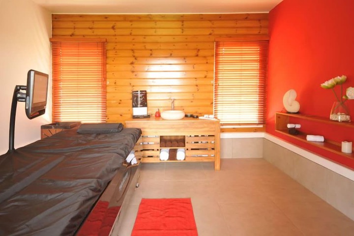 Room 17 of 24