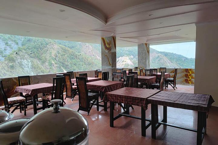 Hotel Bhagsu Heights